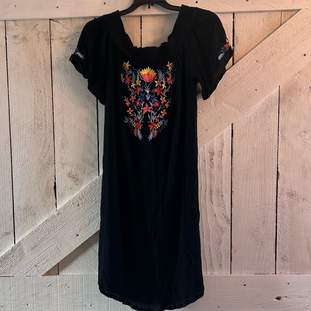 H&M Black Textured Garment